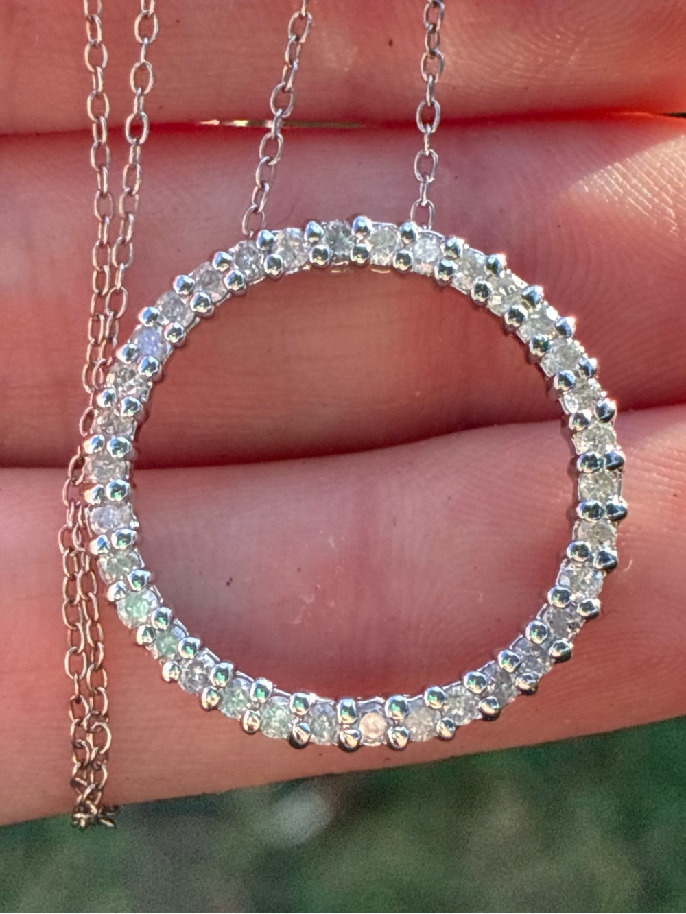 1.00CTW genuine sparkly diamond circle of life necklace - new!! $1299